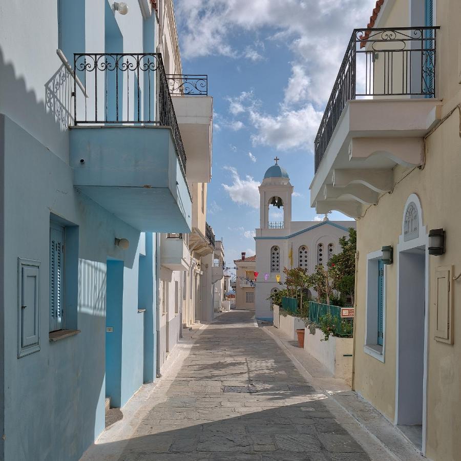 Anemomiloi Andros Hotel Exterior foto
